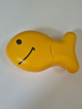 Vintage Goldfish Cracker Holder Snack Container Pepperidge Farm Y2K Millennial